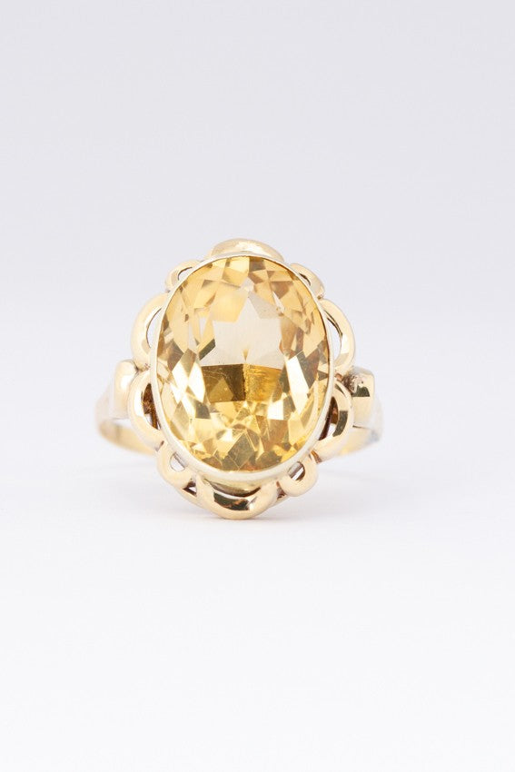 Gouden ring met citrien