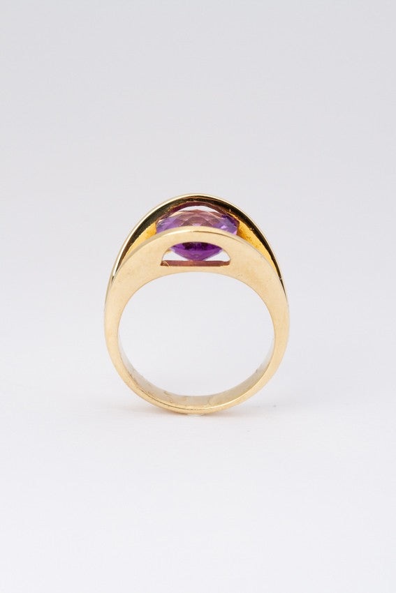 Gouden ring met amethist
