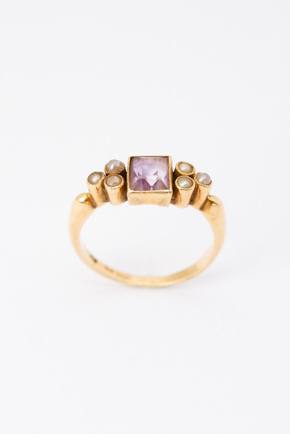 Antieke gouden ring met amethist en parels