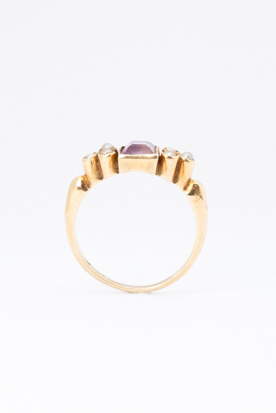 Antieke gouden ring met amethist en parels