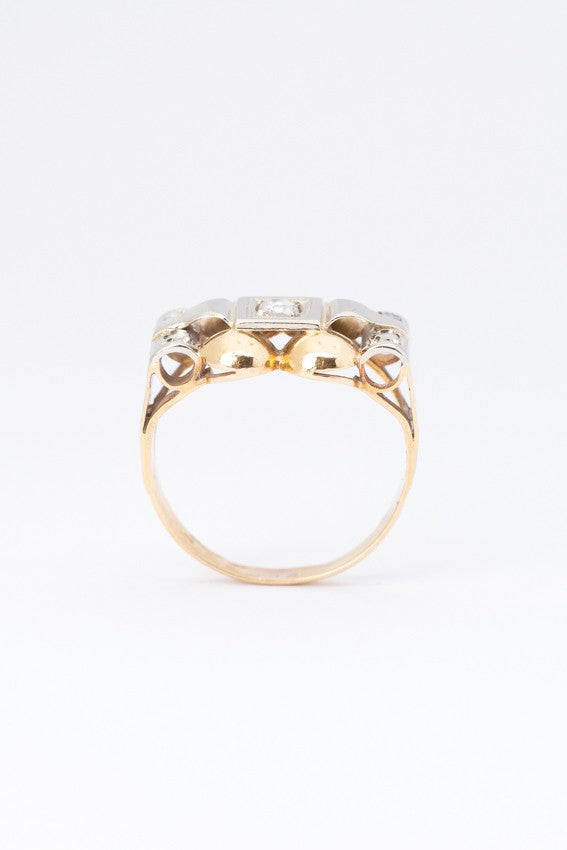 Gouden démodé (retro) ring met diamanten
