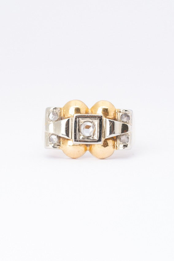 Gouden démodé (retro) ring met diamanten