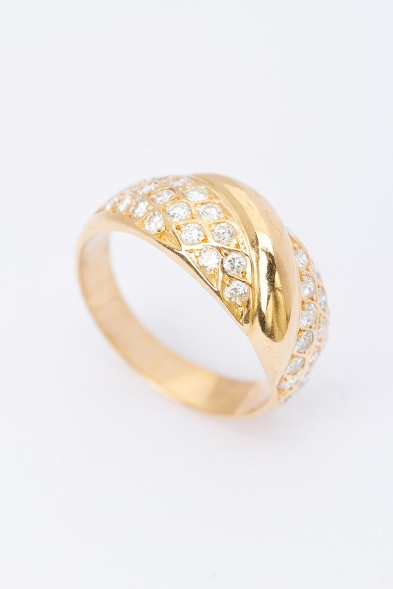 Gold ring with 34 diamonds (Portugal)