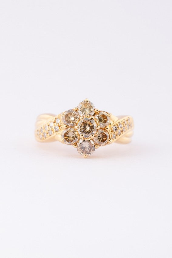 Gouden entourage ring met briljanten en diamanten