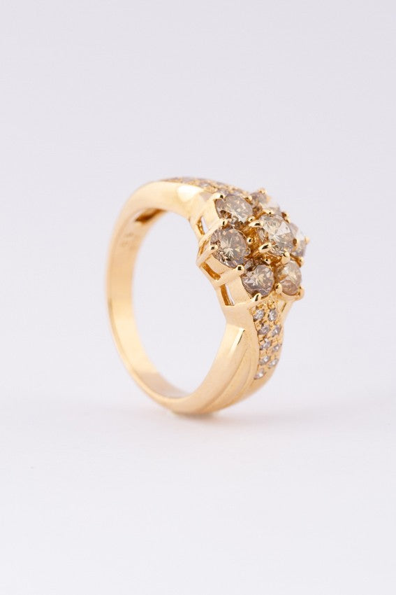 Gouden entourage ring met briljanten en diamanten