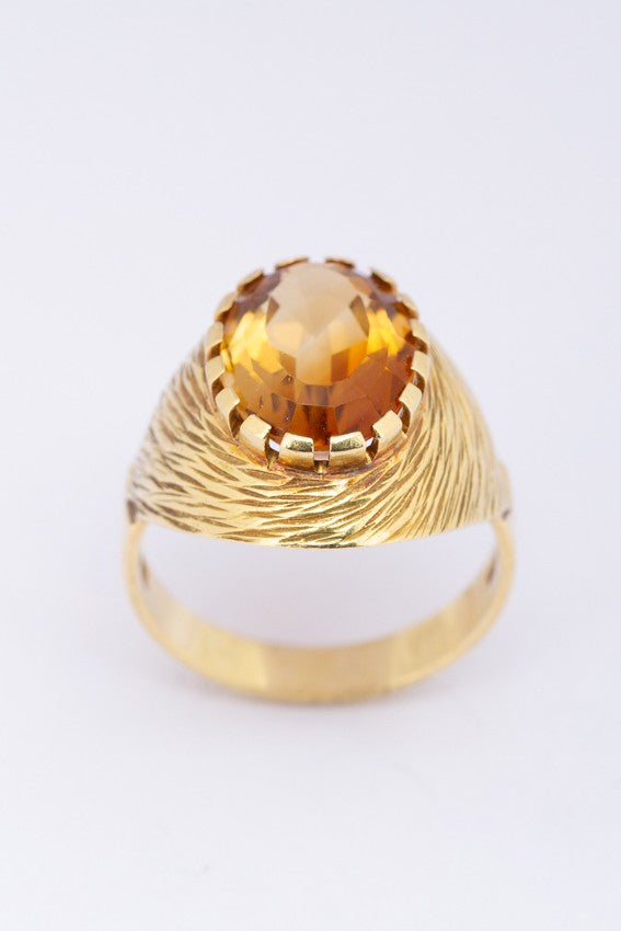 Gouden ring met citrien