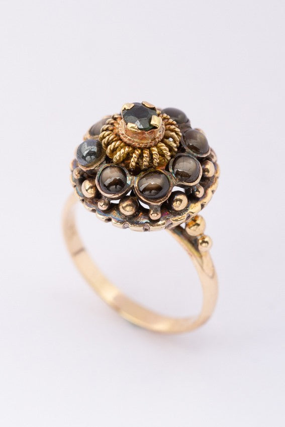 Gouden ring met saffier