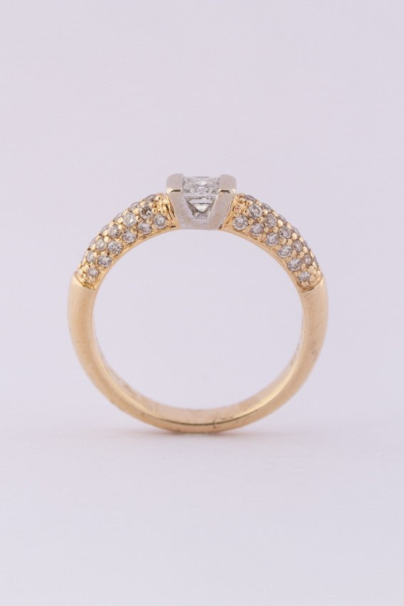 Gouden ring met diamant