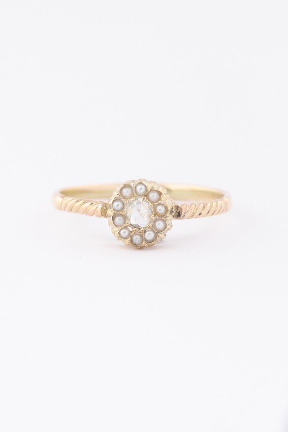 Gouden ring met diamant en zaadparels