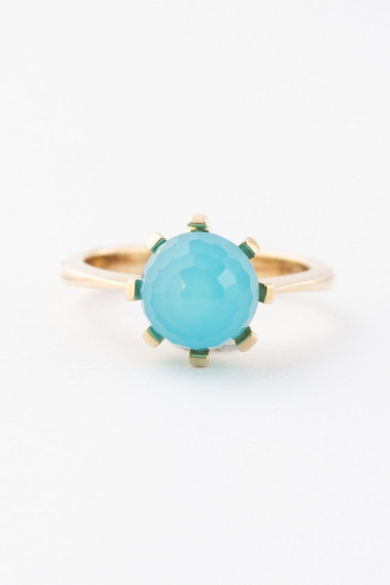 Gouden ring met chalcedoon