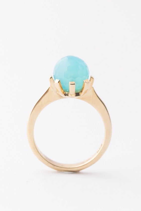 Gouden ring met chalcedoon
