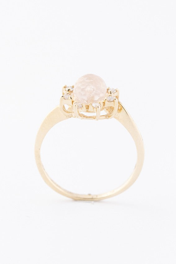 Gouden ring met rosekwarts en briljant