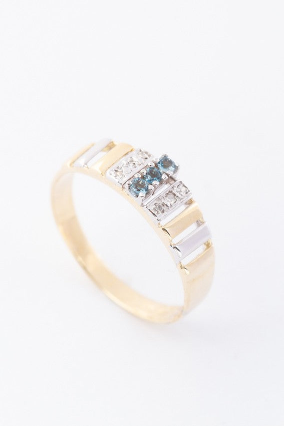 Gouden ring met saffieren en briljanten