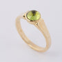 Gouden ring met peridoot