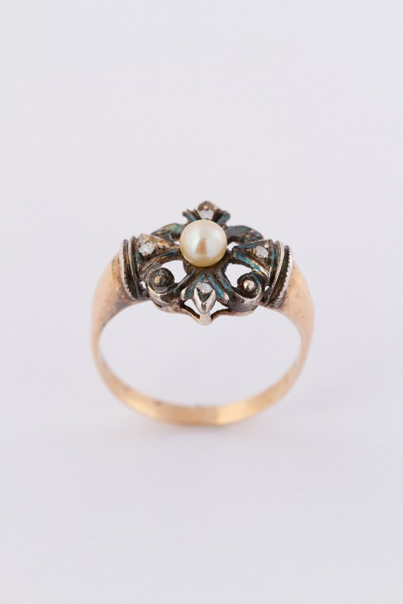 Gouden ring met 4 roos geslepen diamanten in zilver gezet