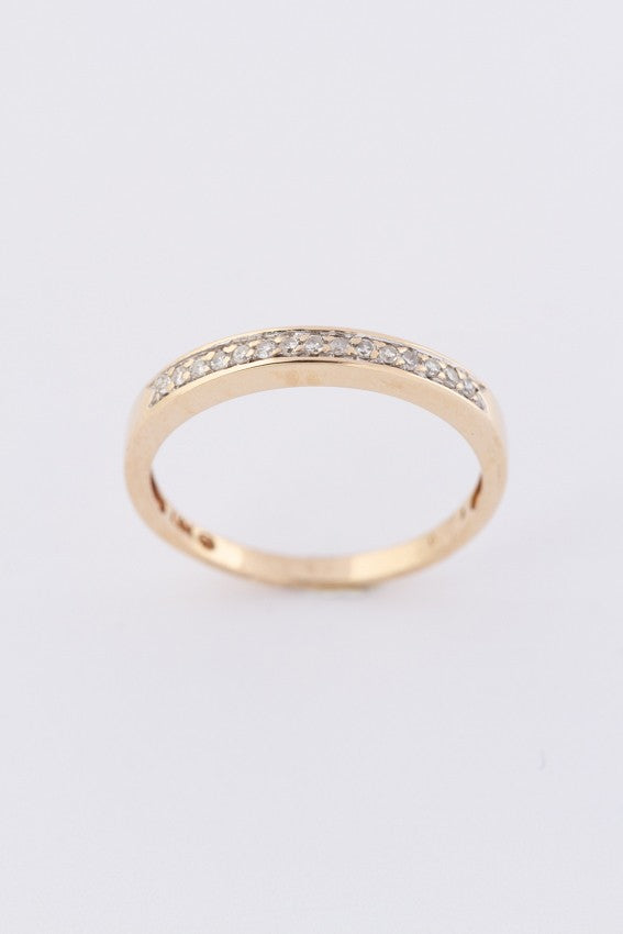 Gouden rij ring met 15 diamanten (8-kant)