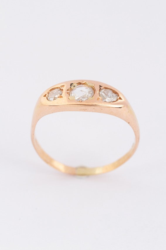 Antieke rosé gouden ring met roos geslepen diamanten