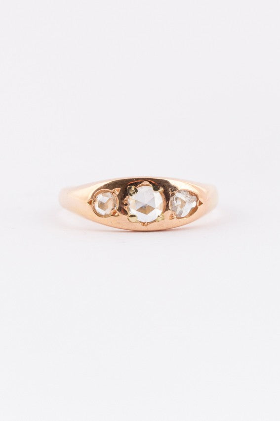Antieke rosé gouden ring met roos geslepen diamanten