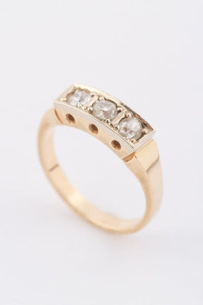 Geel gouden rij ring met briljanten