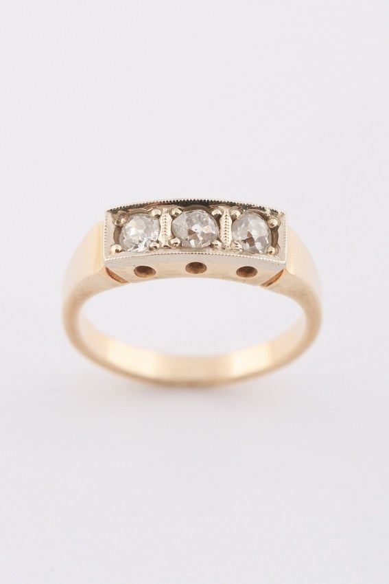 Geel gouden rij ring met briljanten