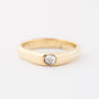 Gouden ring met een roos geslepen diamant