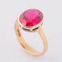 Gouden ring met synthetische robijn
