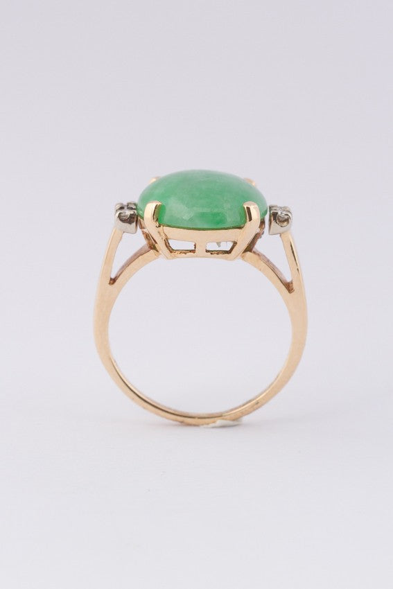 ring met jade en 4 briljanten