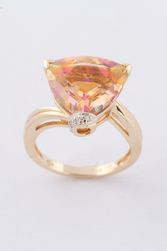 Gold ring with topaz and diamonds