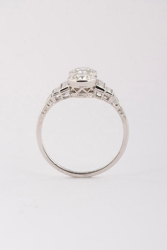 Platina Art Déco ring met briljant