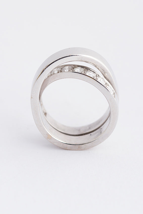 Nouvelle Vague Crossover Cartier ring