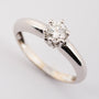 Solitaire ring with brilliant