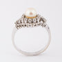 Ring with cultured pearl and brilliants