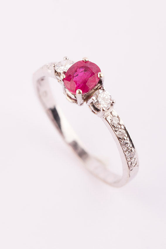 White gold row ring with ruby
