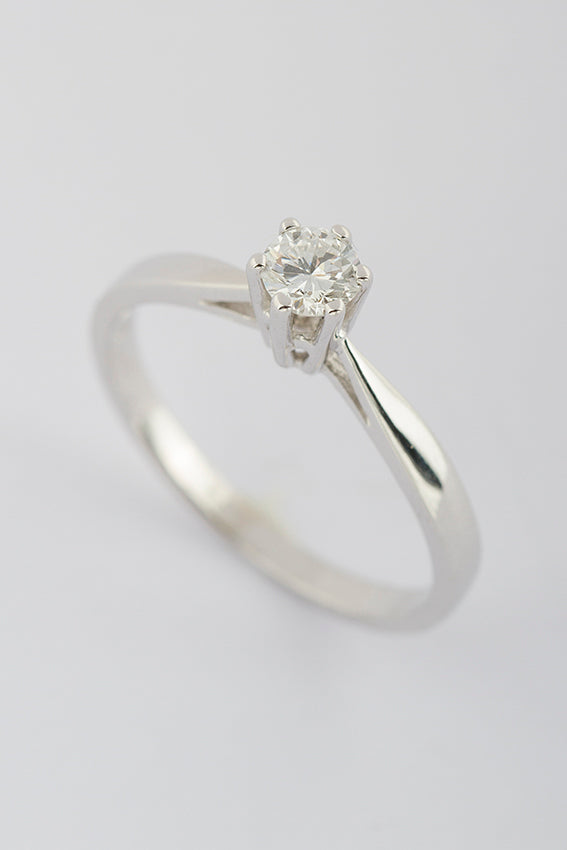 Wit gouden solitair ring met briljant 0.25 ct.