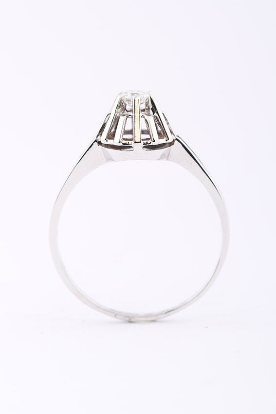 White gold solitaire ring with 0.18 ct brilliant cut diamond.