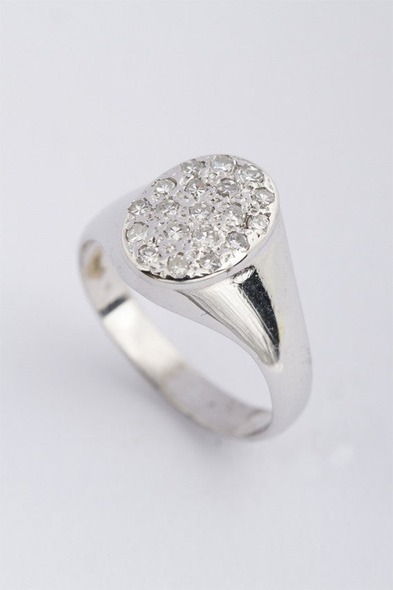 Wit gouden ring met diamanten