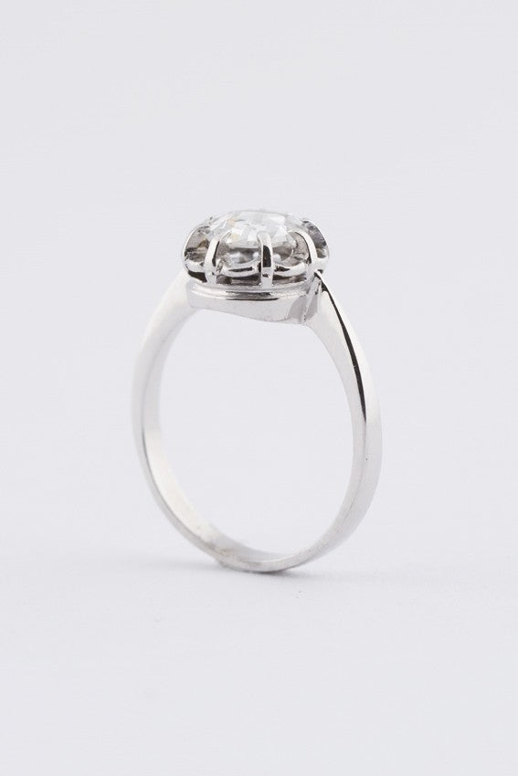Wit gouden solitair ring met roos diamant