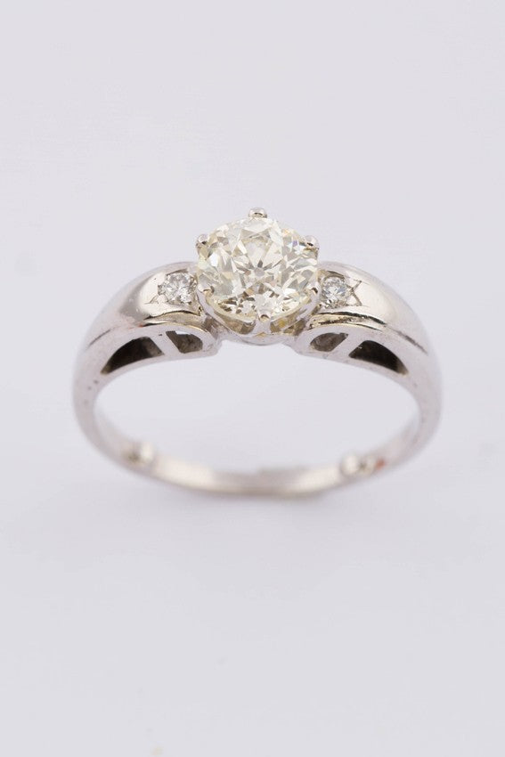 White gold solitaire ring with old-cut brilliant (1.3 ct.)