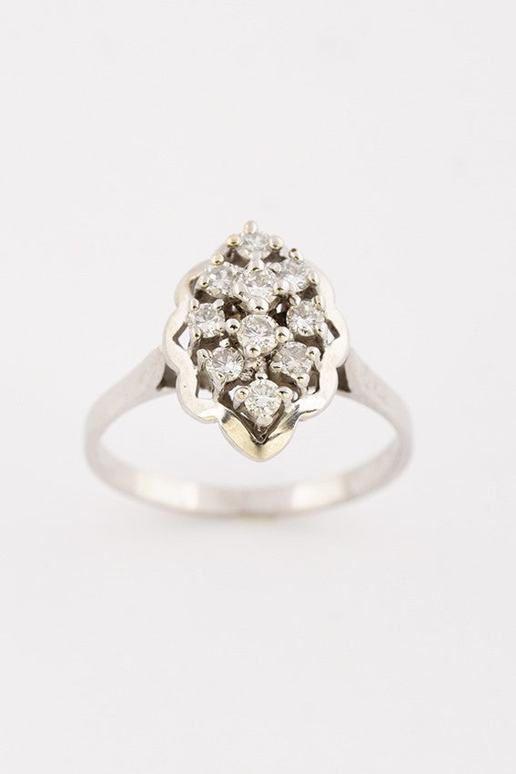 Wit gouden markies ring met briljanten