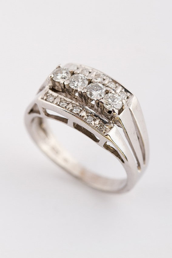 Wit gouden ring met briljant en diamant