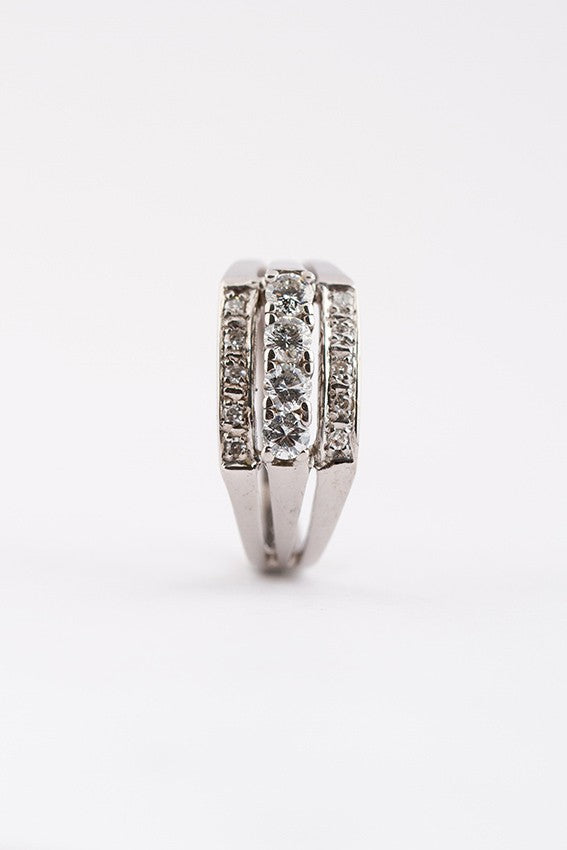 Wit gouden ring met briljant en diamant