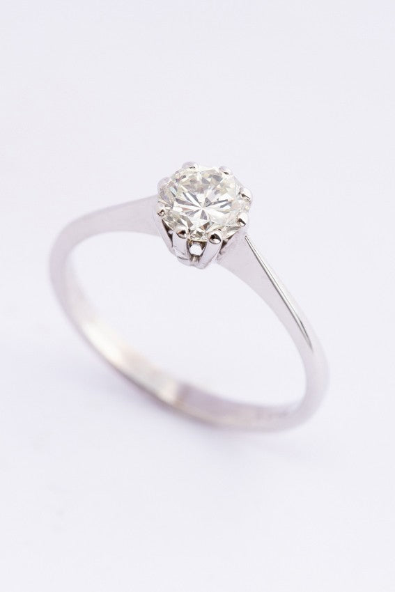 18 carat white gold solitaire ring