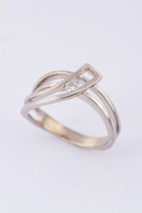White gold ring with a brilliant