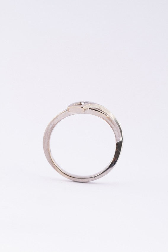 White gold ring with a brilliant