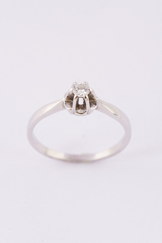 Wit gouden solitair ring met een briljant van 0.11 ct.