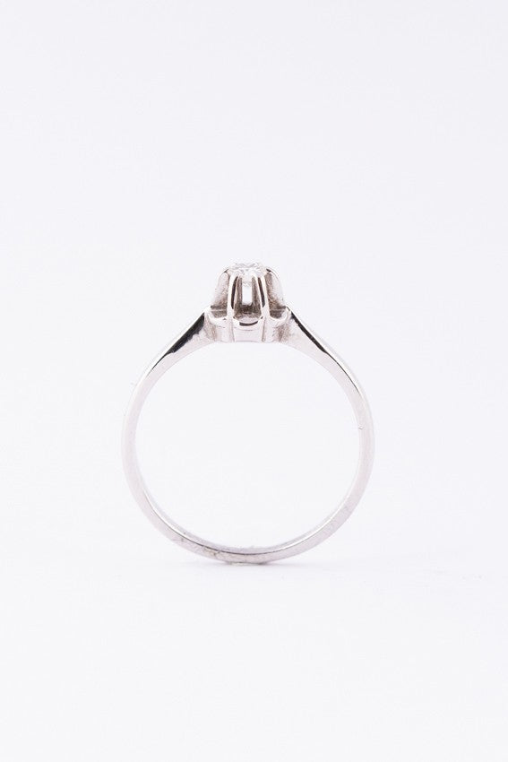 Wit gouden solitair ring met een briljant van 0.11 ct.