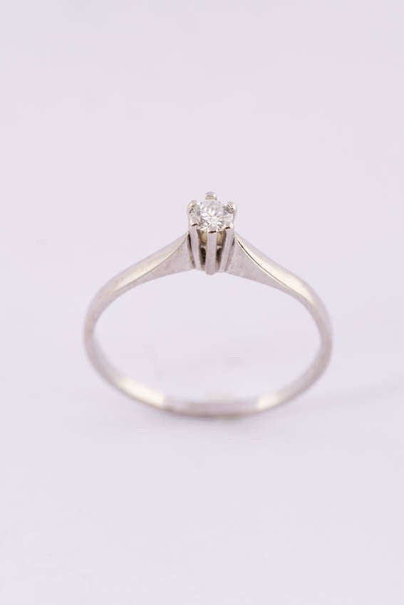 Wit gouden solitair ring met een briljant (0.09 ct.)