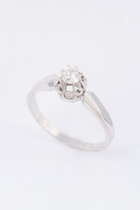 White gold solitaire ring with a brilliant of approx. 0.24 ct.