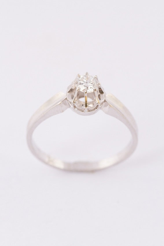 White gold solitaire ring with a brilliant of approx. 0.24 ct.