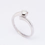 Wit gouden slag ring met een briljant van ca. 0.21 ct.
